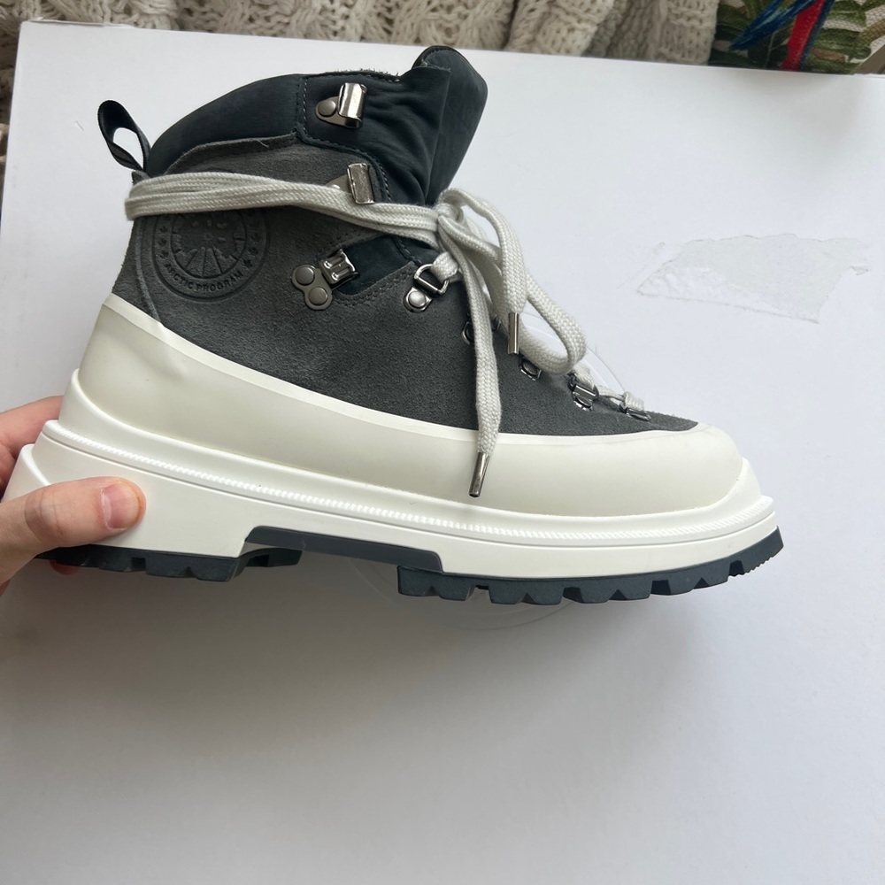 Canada Goose Black Leather Journey Boots